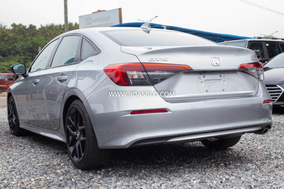 Honda Civic 2022 Sport Engine: 2.0L 4-Cyl, 158hp, 138 lb-ft torque, CVT, FWD, ECON/Normal/Sport modes View 5