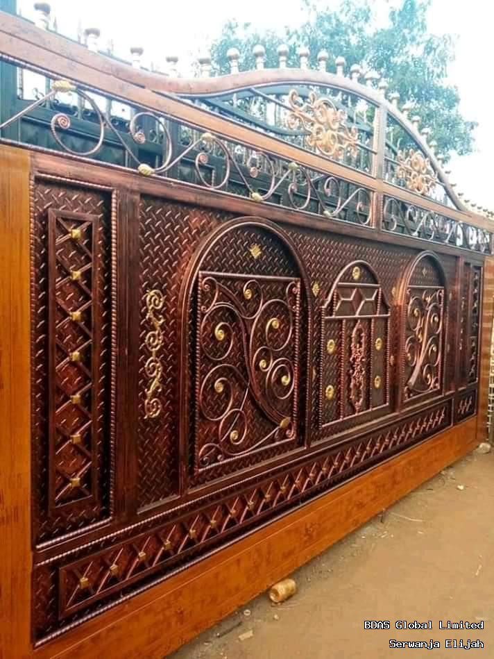 16x8ft Custom Sliding Gate - Secure & Durable, Expertly Crafted